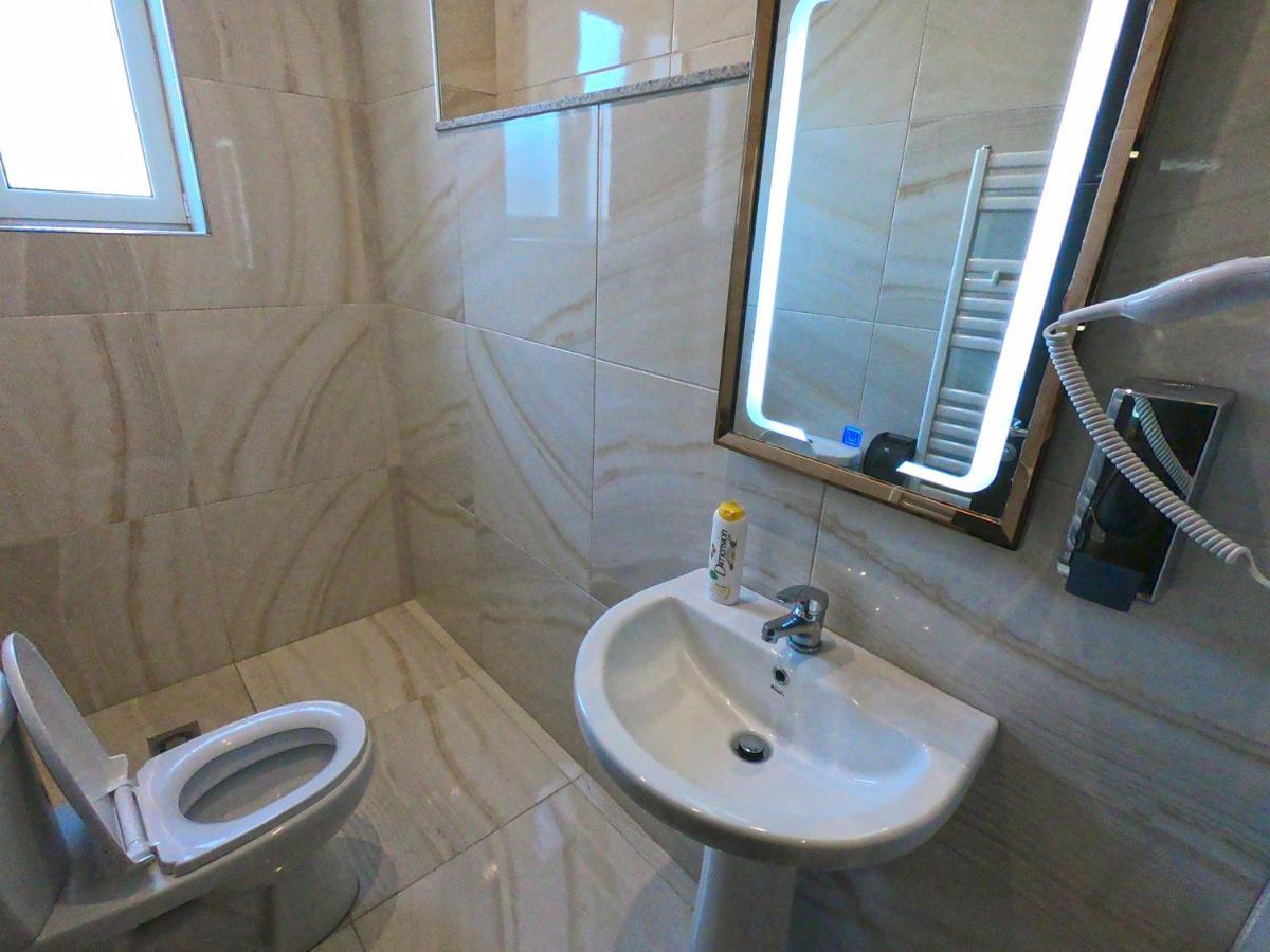 Hotel St.Pauli Shkodër 외부 사진